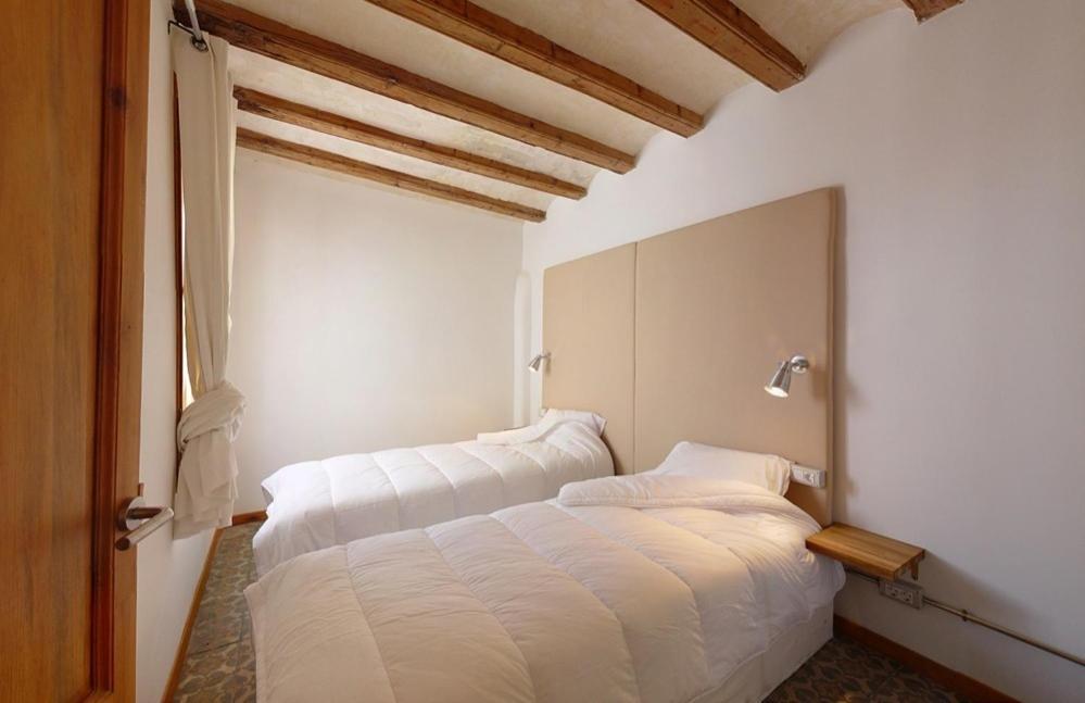 Visit-Bcn Cosmopolitan Apartments Barselona Oda fotoğraf